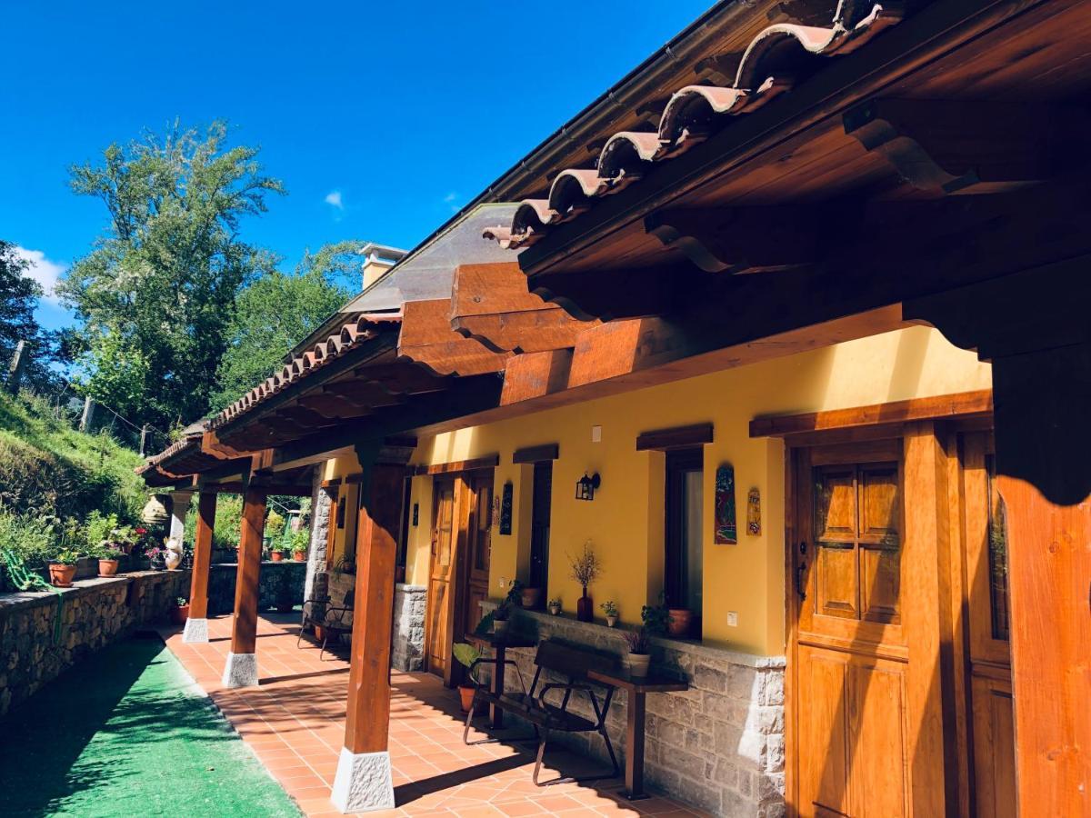 Alojamiento Rural Cosorios Onís Esterno foto